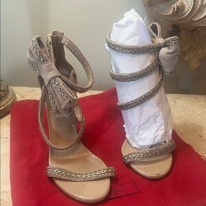 Elegant VALENTINO heels